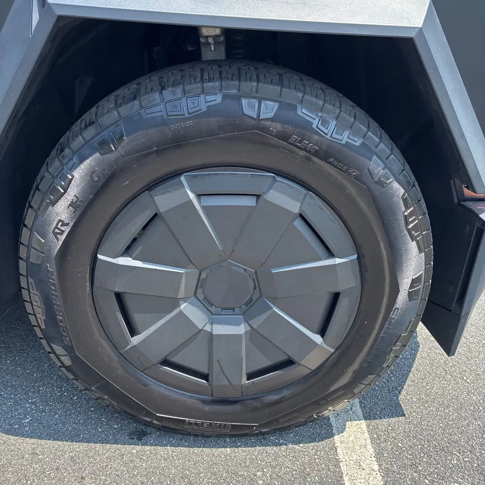 2024 Tesla Cybertruck Base