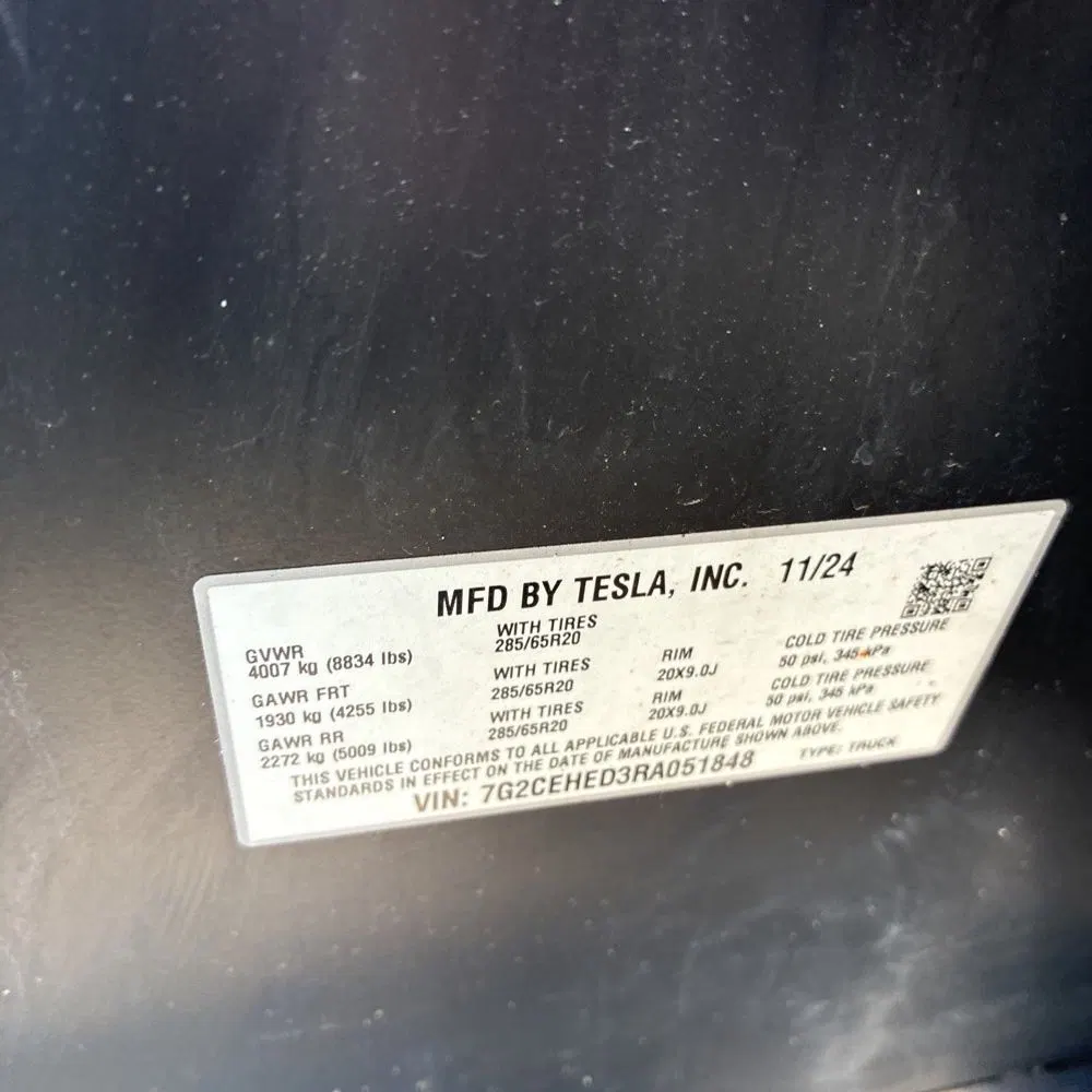 2024 Tesla Cybertruck Base