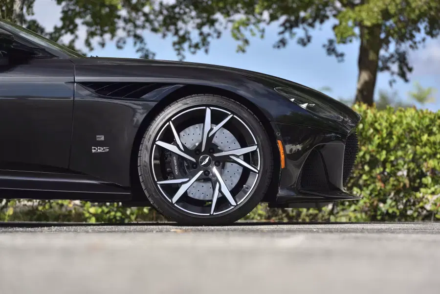 2021 Aston Martin DBS Superleggera 007 Edition