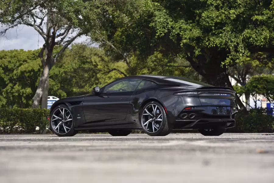 2021 Aston Martin DBS Superleggera 007 Edition