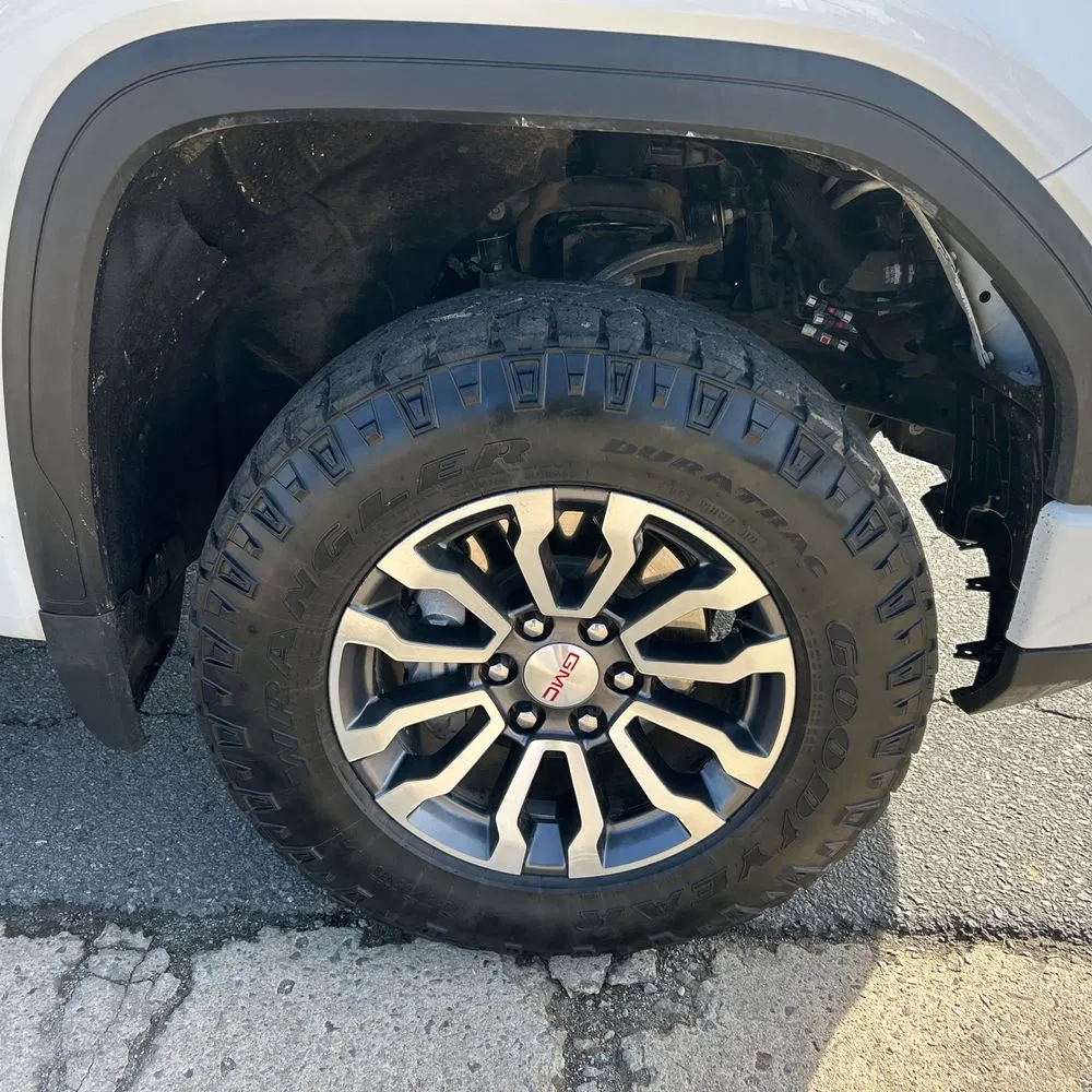2023 GMC Sierra 1500 AT4
