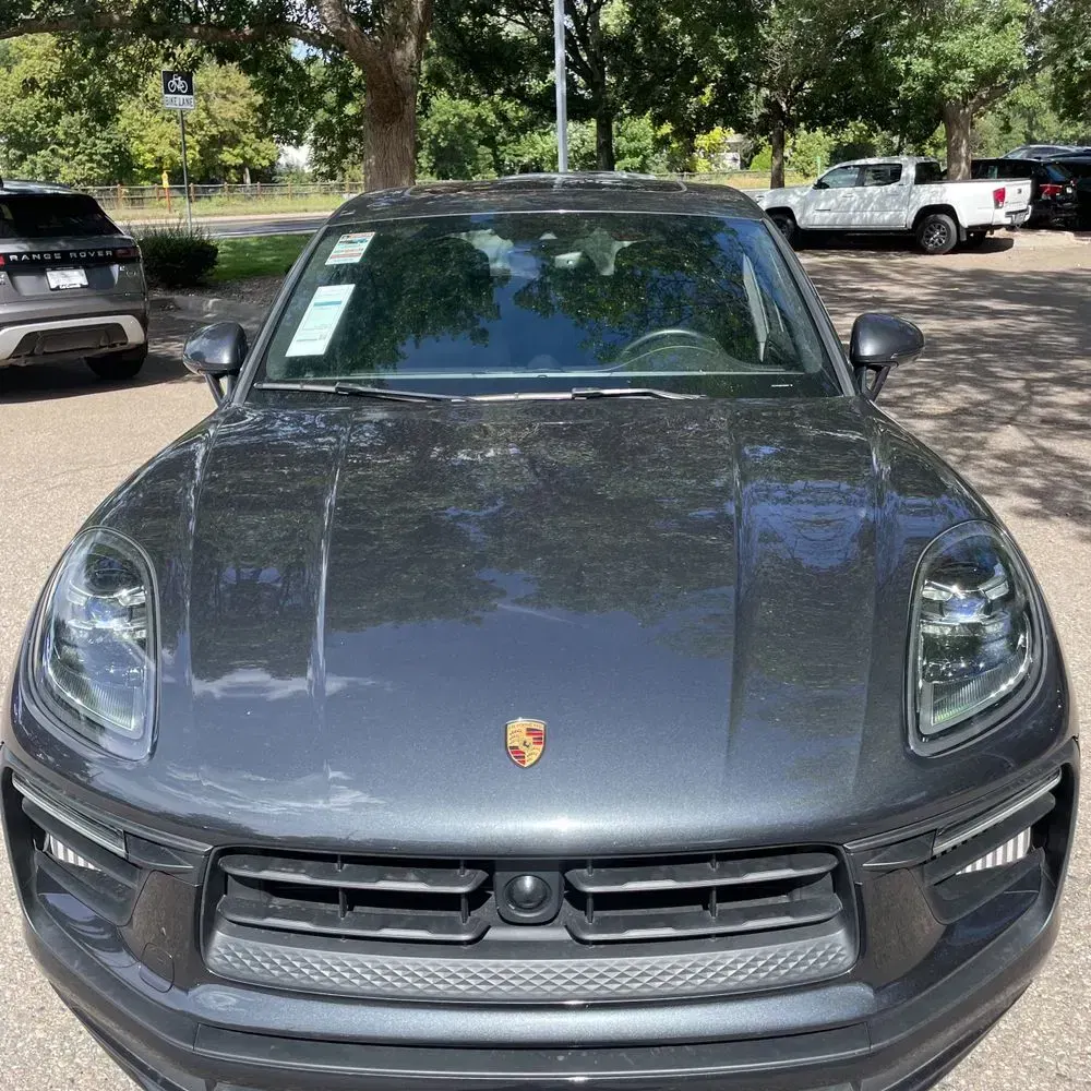 2022 Porsche Macan S