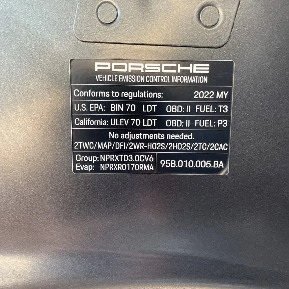 2022 Porsche Macan S