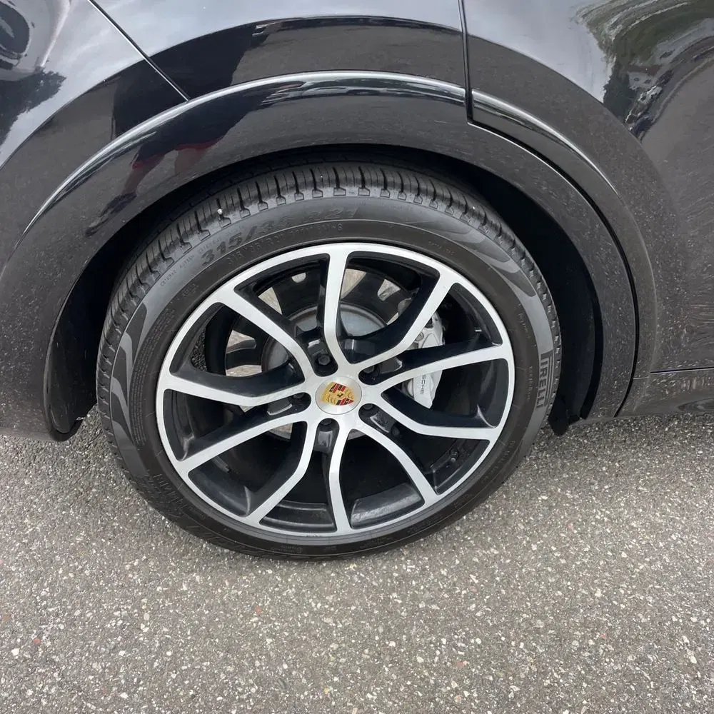 2021 Porsche Cayenne Turbo