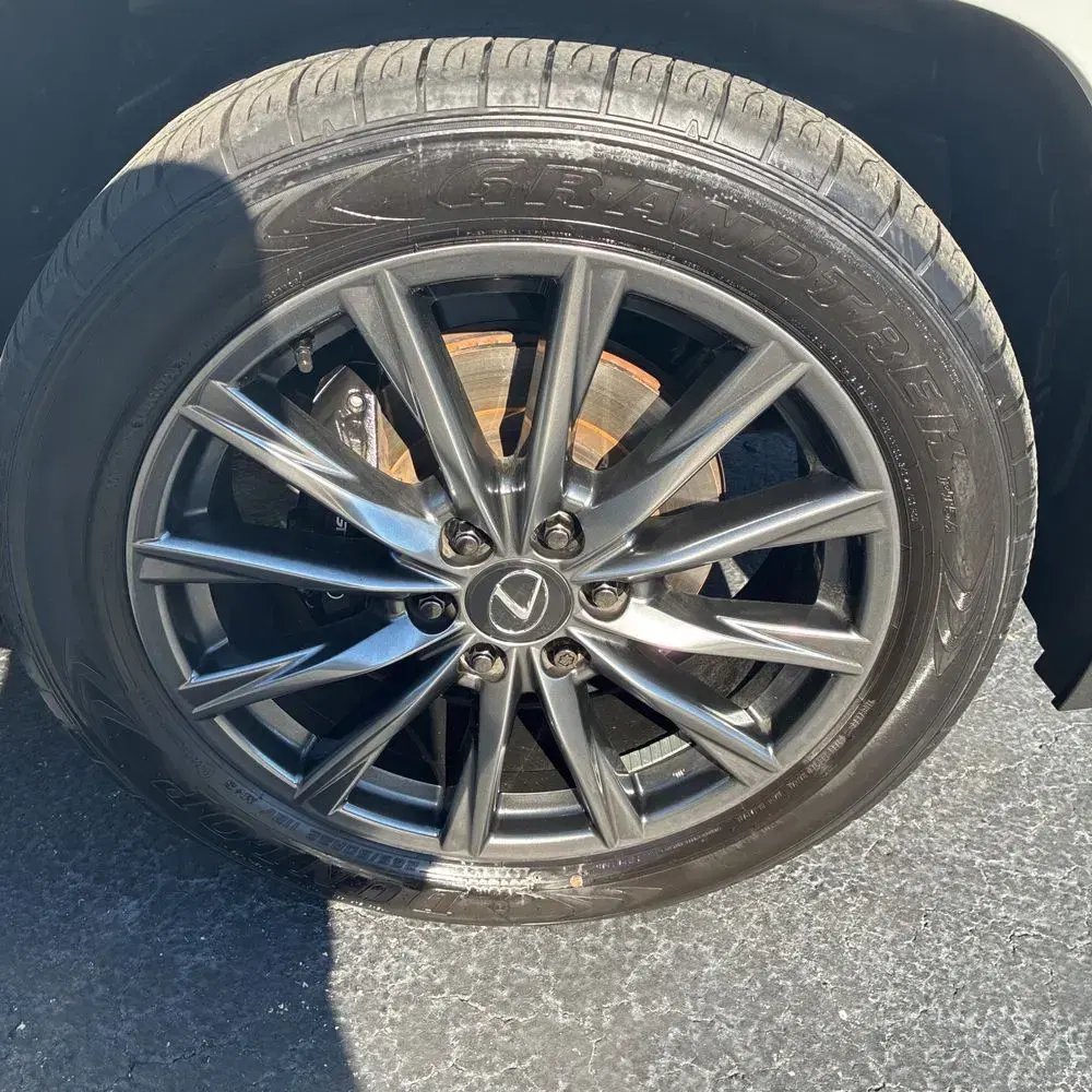 2024 Lexus LX 600 F SPORT Handling