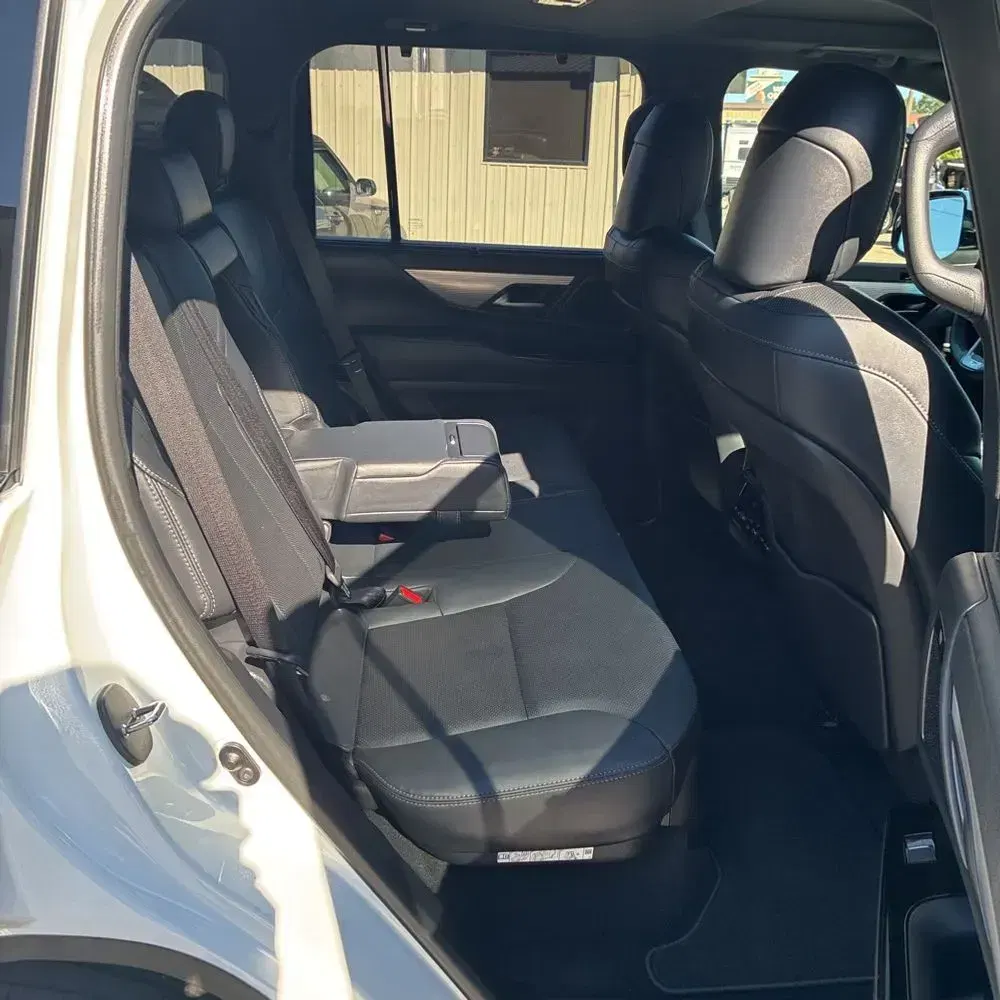 2024 Lexus LX 600 F SPORT Handling
