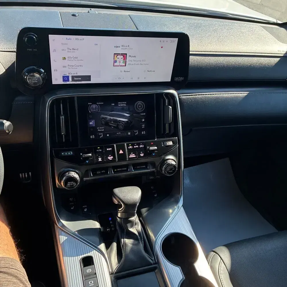 2024 Lexus LX 600 F SPORT Handling