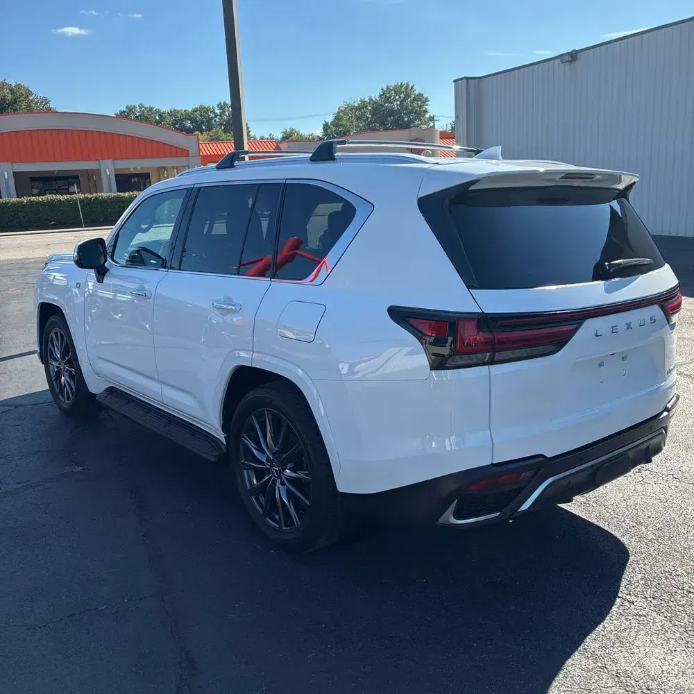 2024 Lexus LX 600 F SPORT Handling