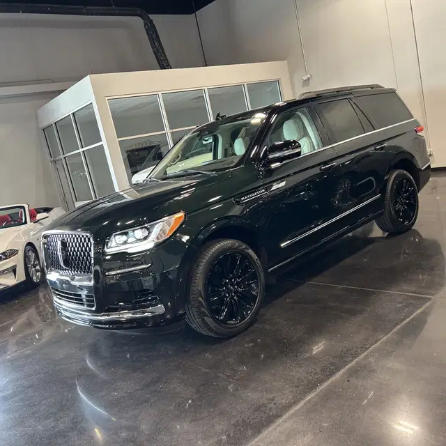 2024 Lincoln Navigator Black Label