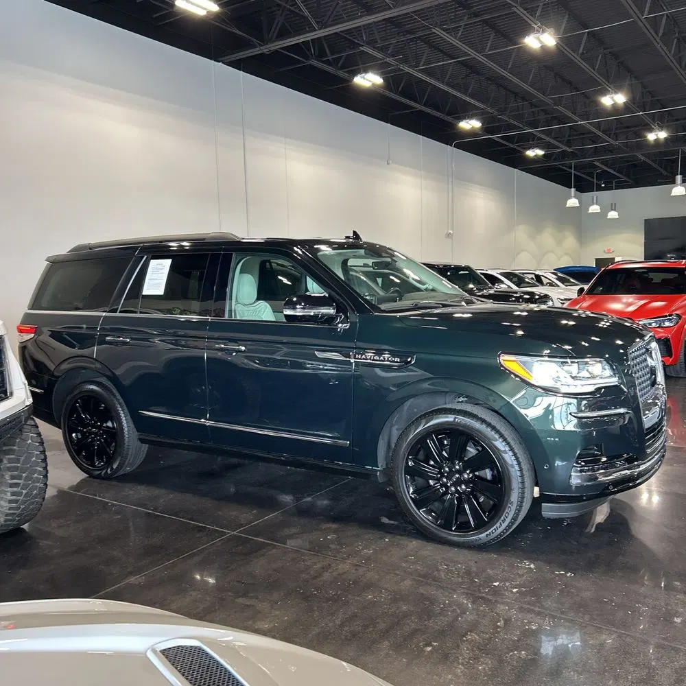 2024 Lincoln Navigator Black Label