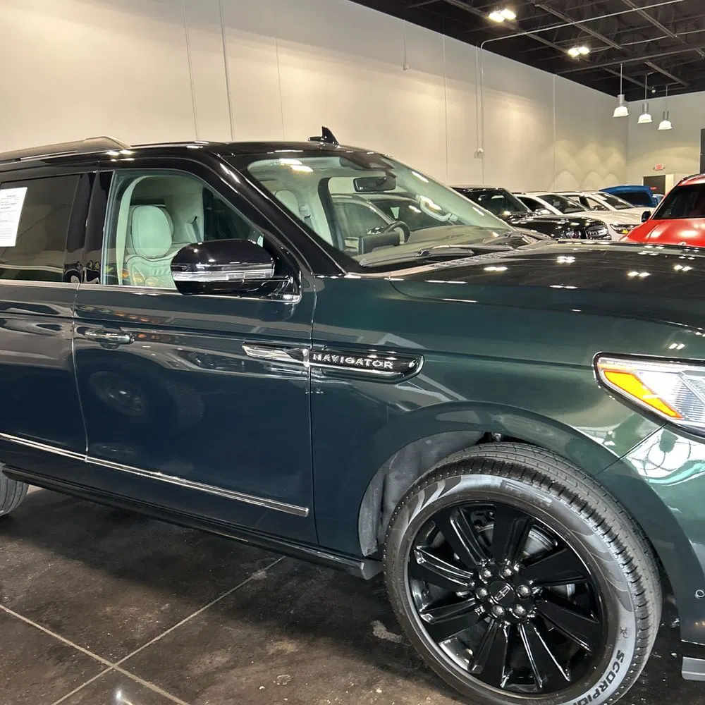 2024 Lincoln Navigator Black Label
