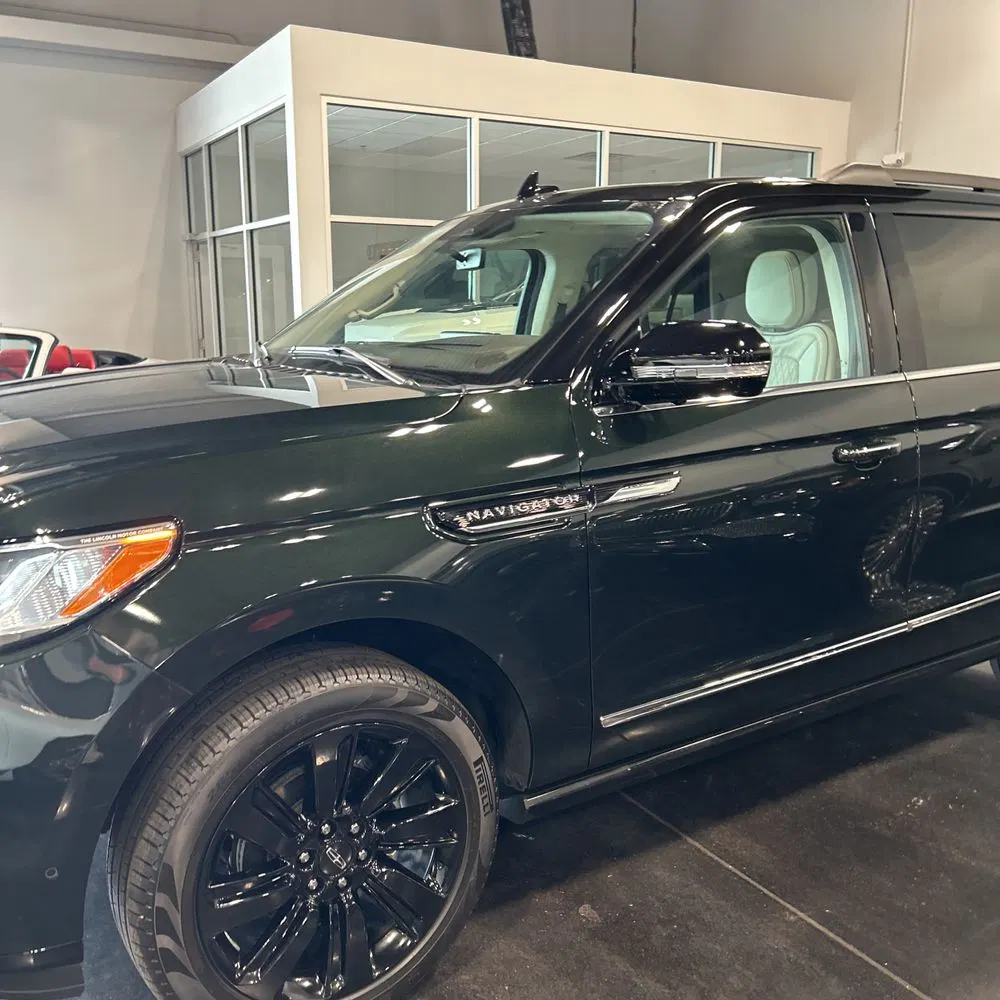 2024 Lincoln Navigator Black Label