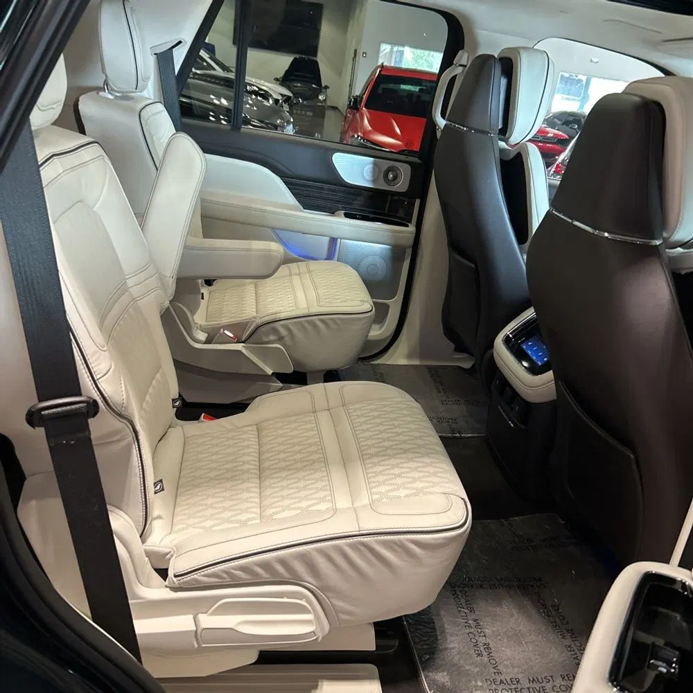 2024 Lincoln Navigator Black Label