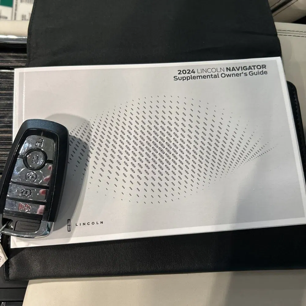 2024 Lincoln Navigator Black Label