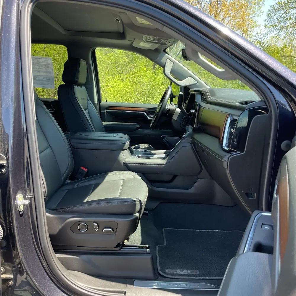 2024 GMC Sierra 2500HD Denali