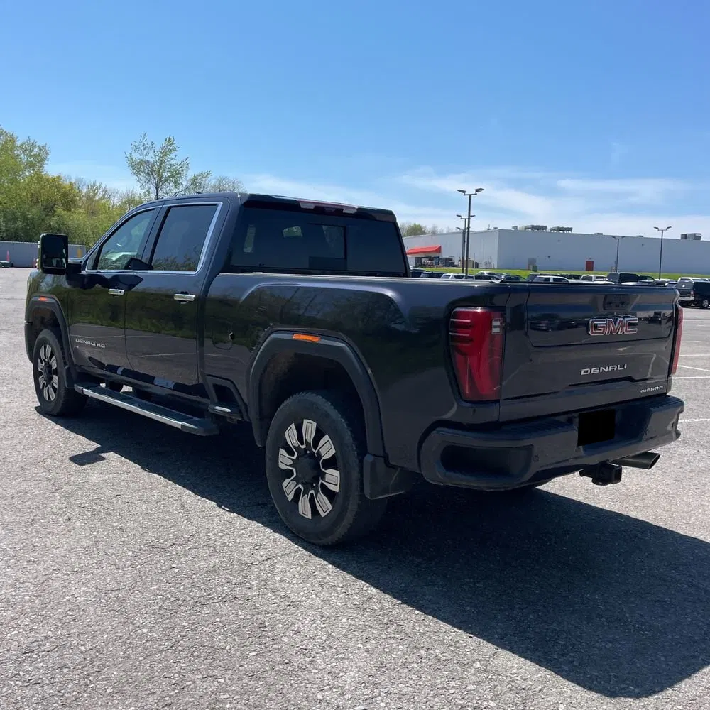 2024 GMC Sierra 2500HD Denali