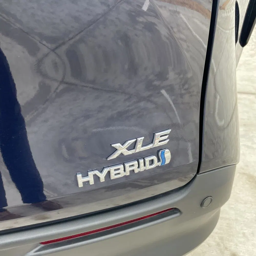 2023 Toyota Sienna XLE 8-Passenger