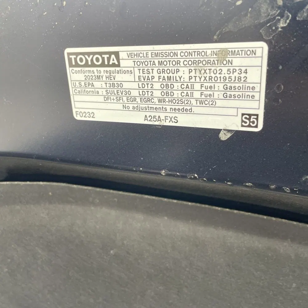 2023 Toyota Sienna XLE 8-Passenger