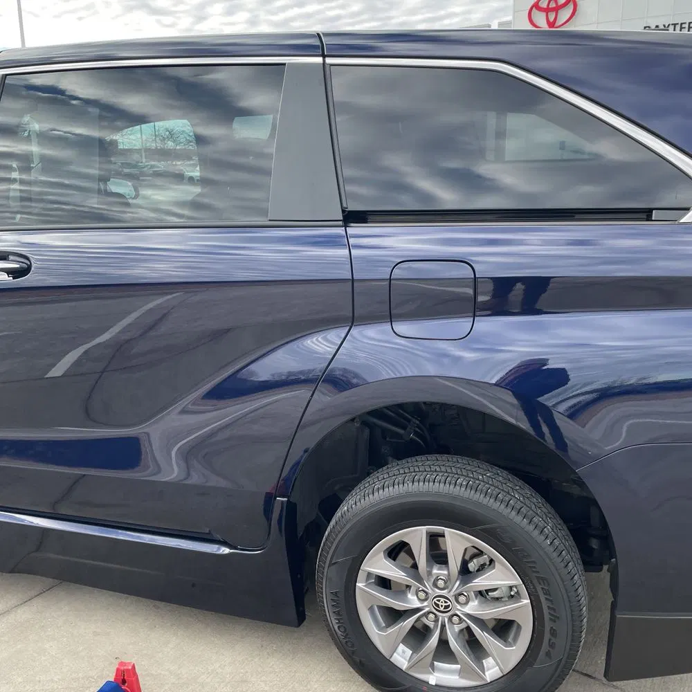 2023 Toyota Sienna XLE 8-Passenger