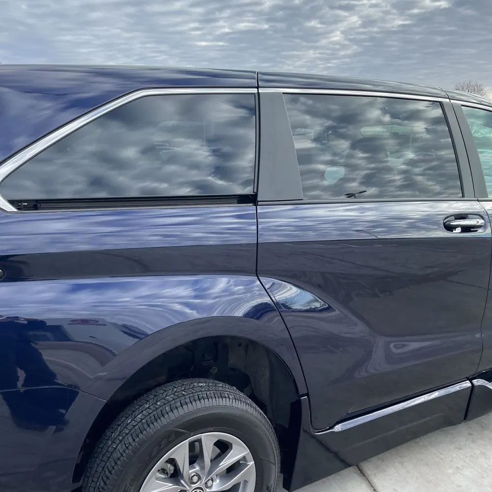 2023 Toyota Sienna XLE 8-Passenger