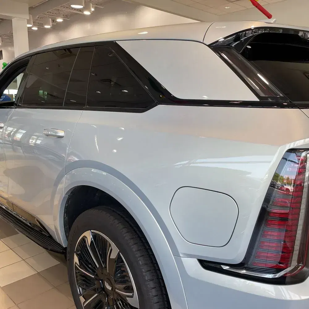 2025 Cadillac Escalade IQ Sport 2