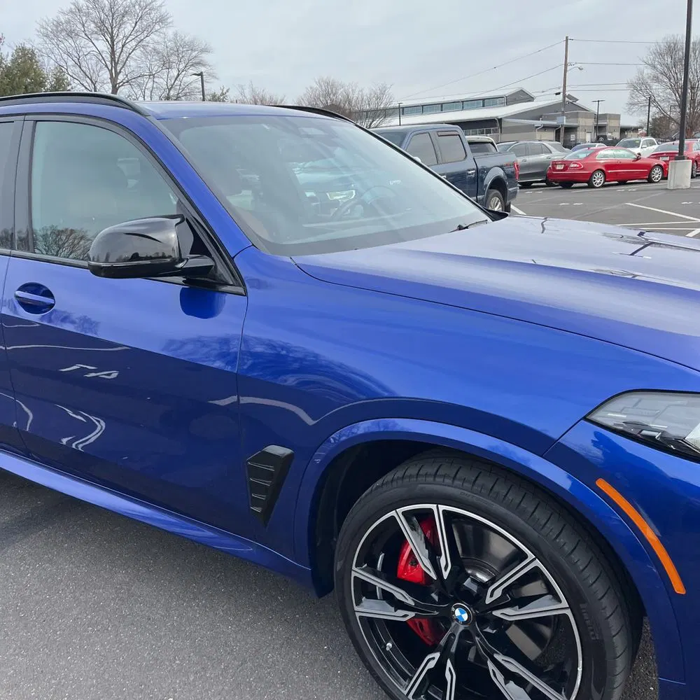 2025 BMW X5 M60i