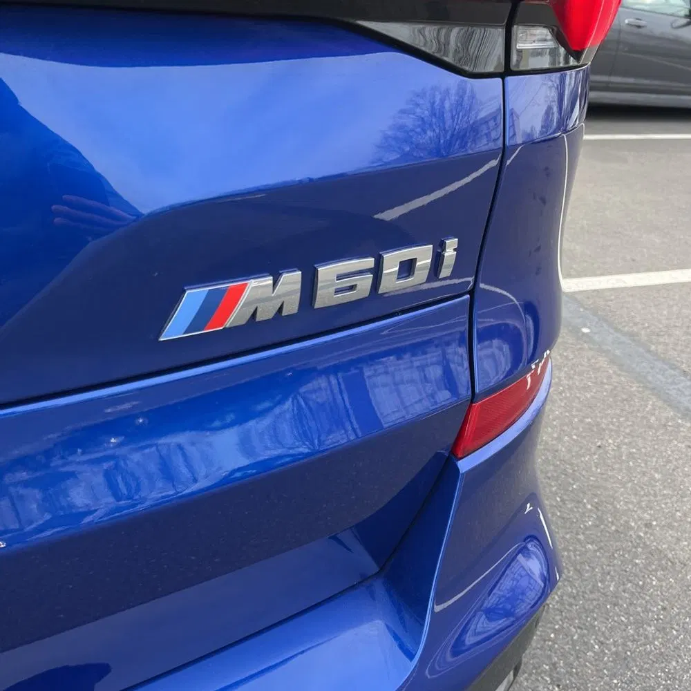 2025 BMW X5 M60i