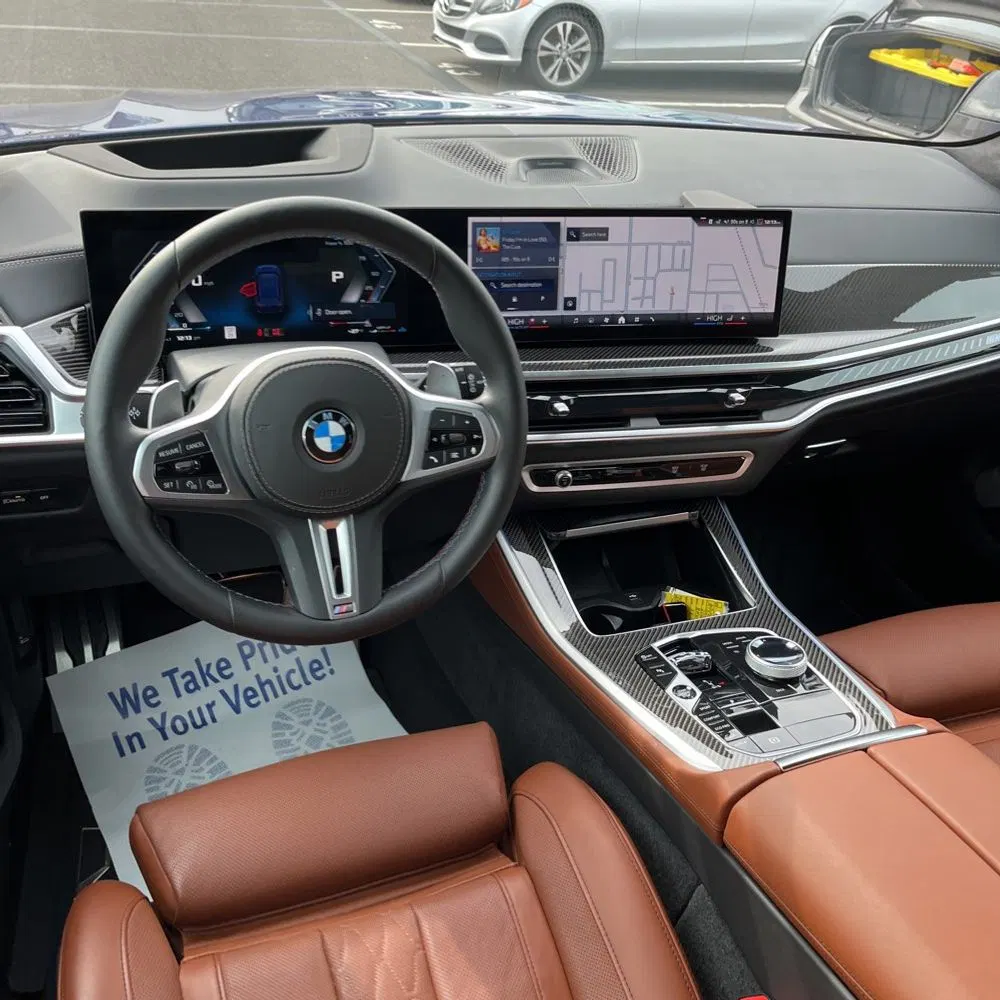 2025 BMW X5 M60i