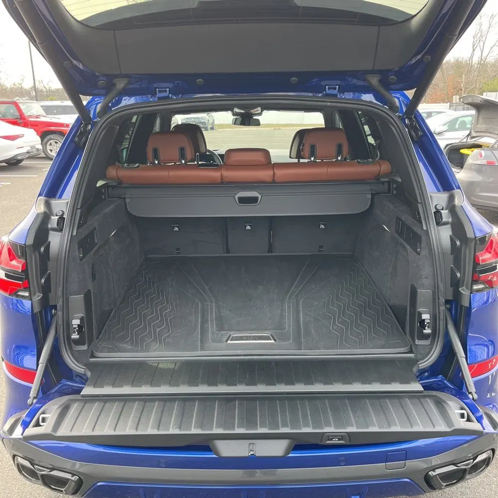 2025 BMW X5 M60i