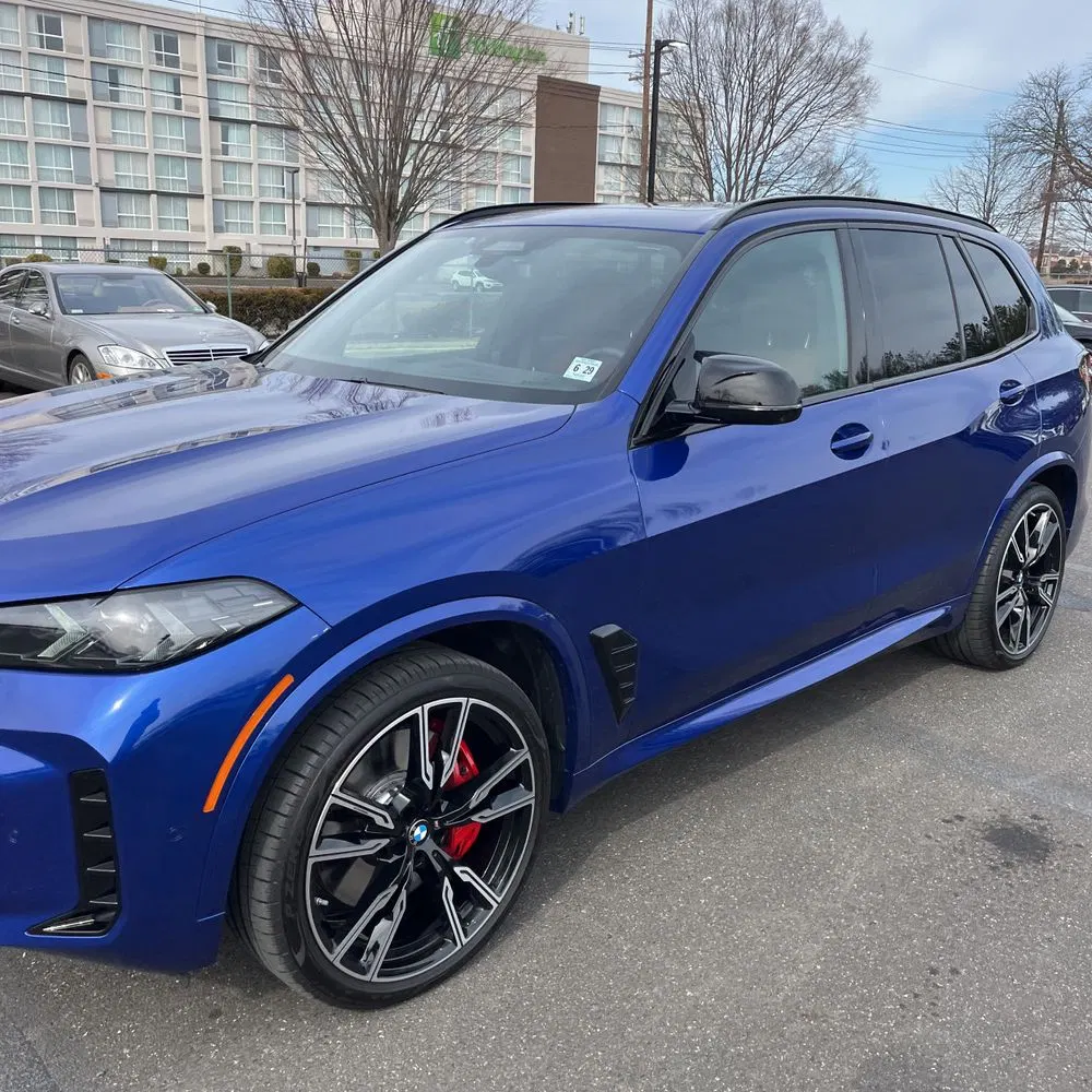 2025 BMW X5 M60i
