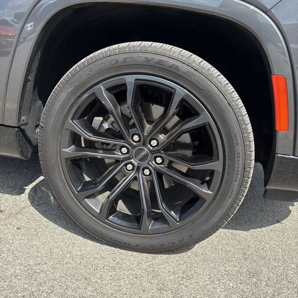 2024 Jeep Grand Wagoneer Series III Obsidian