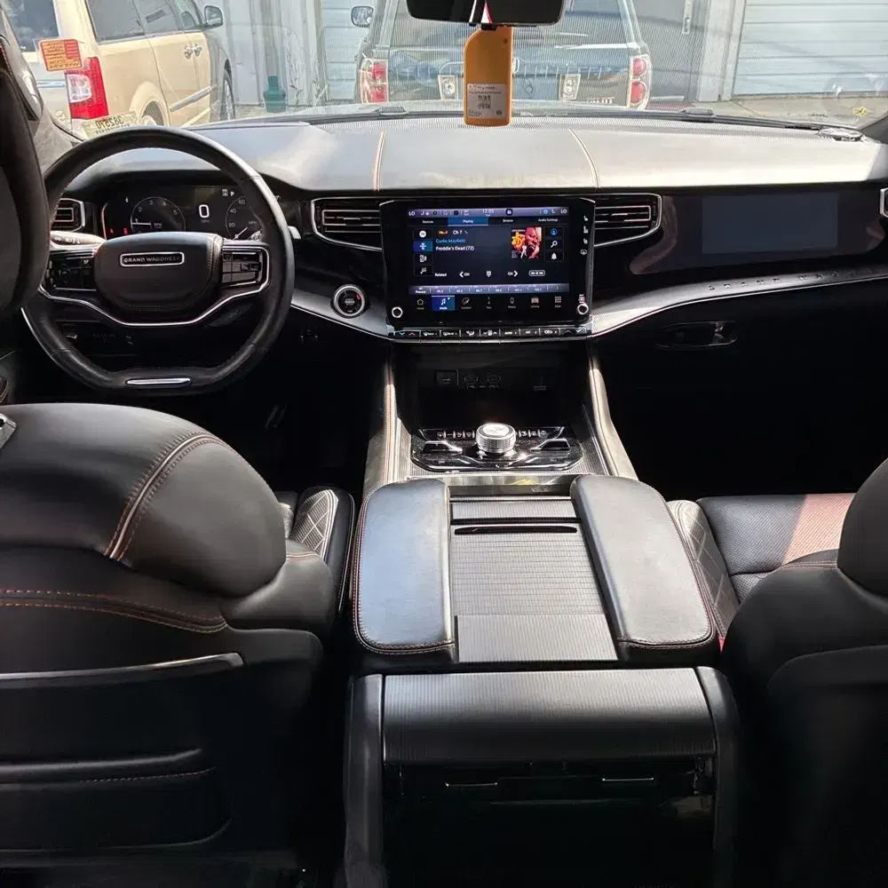 2024 Jeep Grand Wagoneer Series III Obsidian