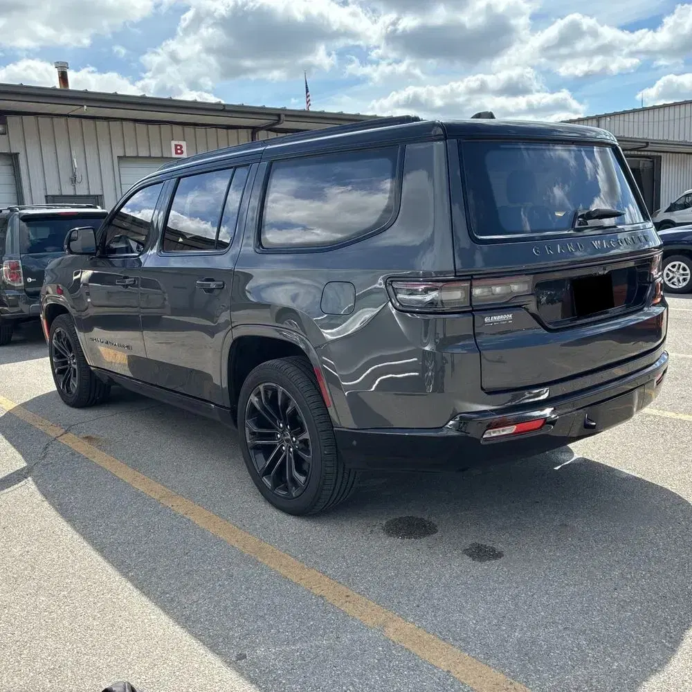 2024 Jeep Grand Wagoneer Series III Obsidian