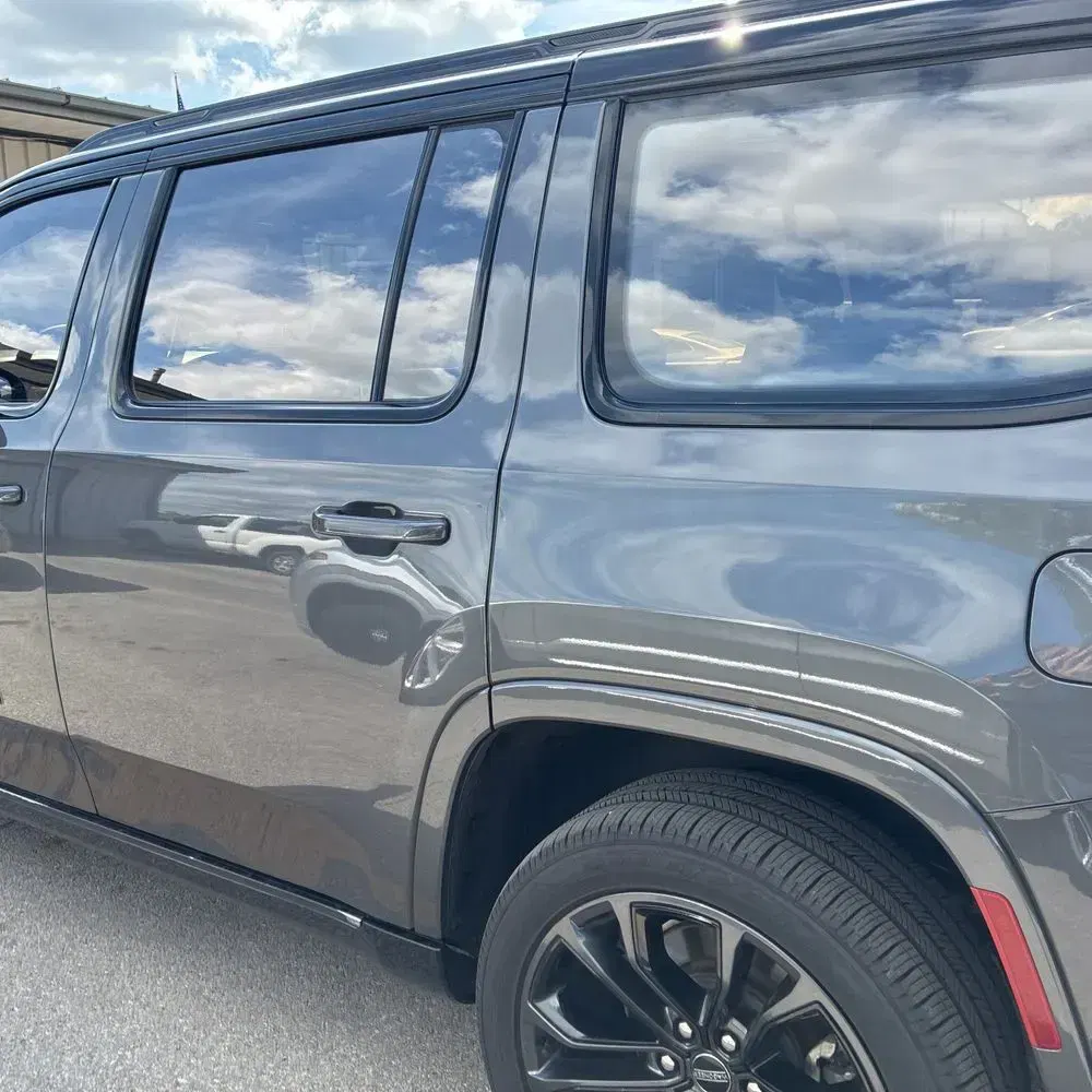 2024 Jeep Grand Wagoneer Series III Obsidian