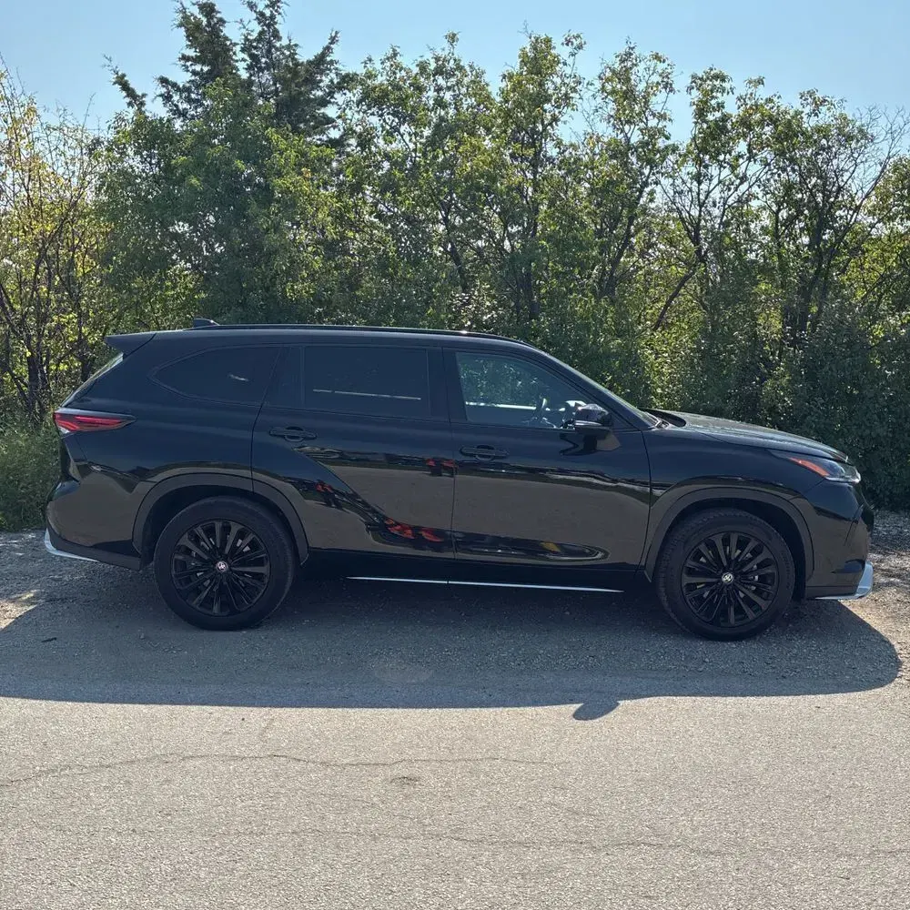 2025 Toyota Highlander XSE