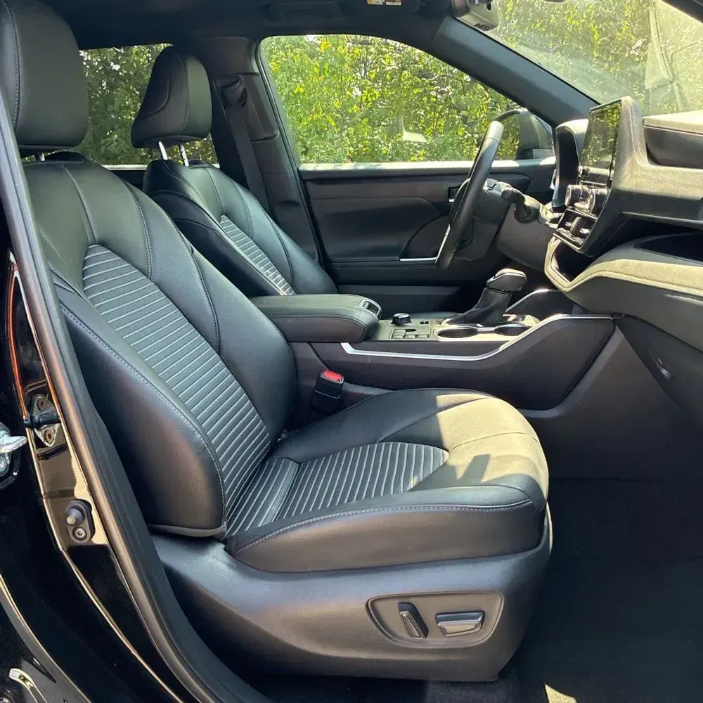 2025 Toyota Highlander XSE