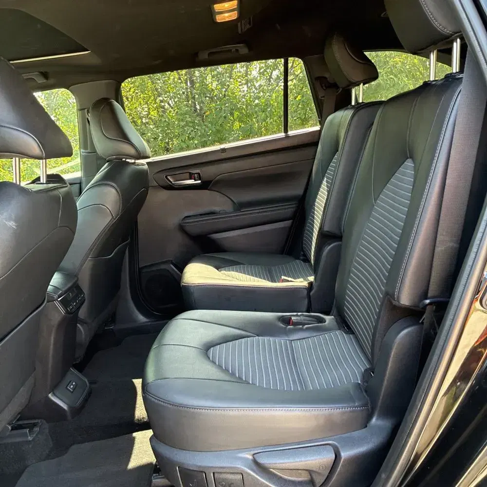 2025 Toyota Highlander XSE