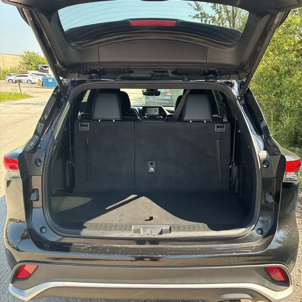 2025 Toyota Highlander XSE