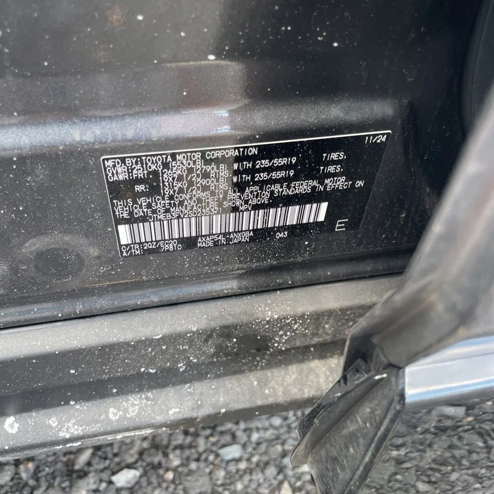 2025 Toyota RAV4 Plug-in Hybrid XSE