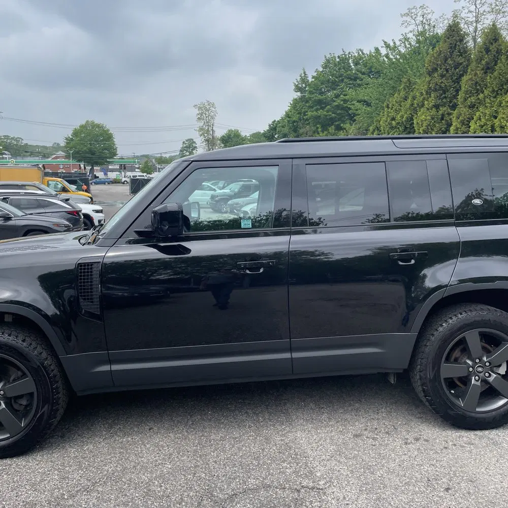 2023 Land Rover Defender 110 S