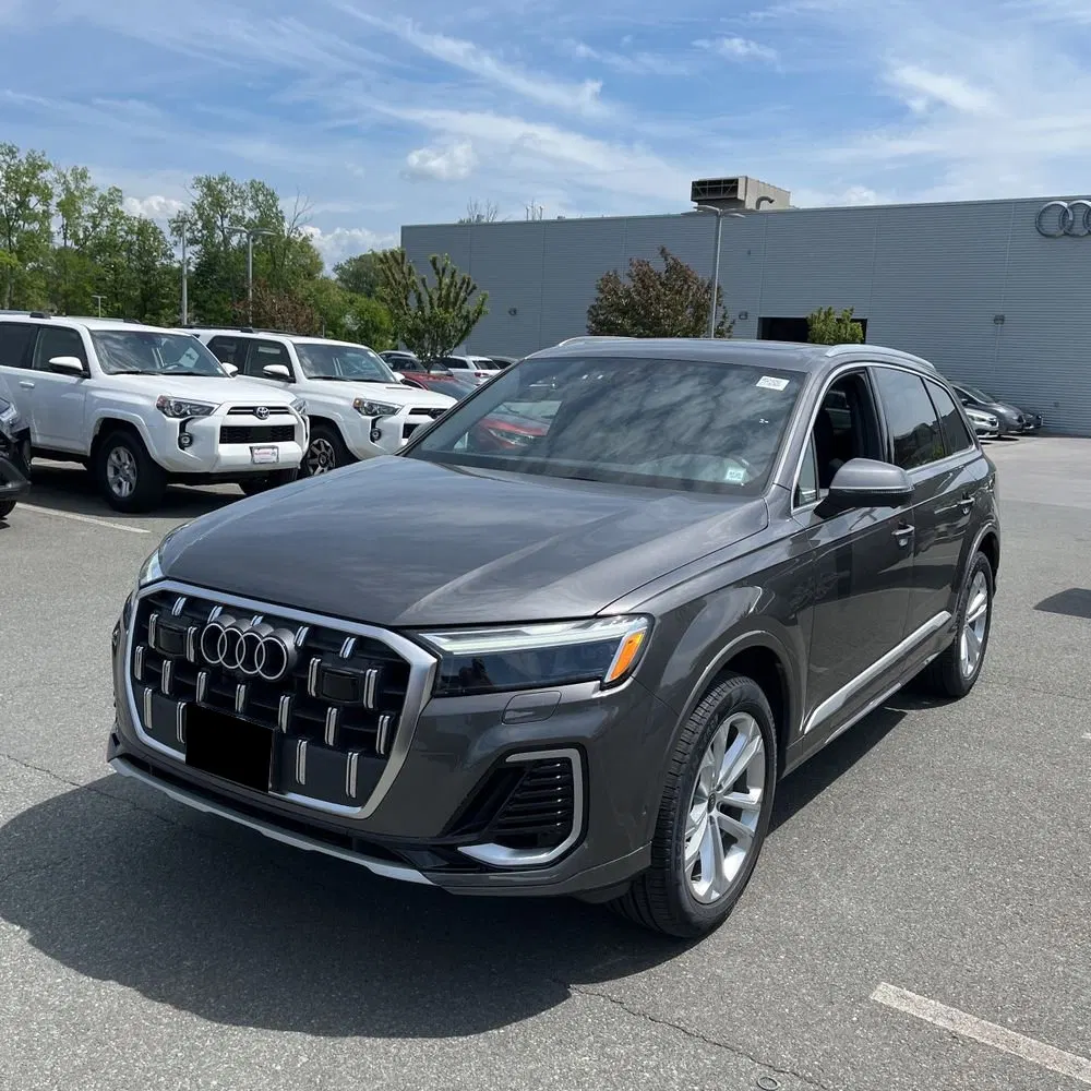 2025 Audi Q7 Premium 45