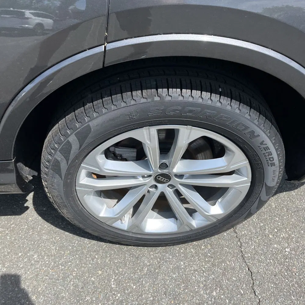 2025 Audi Q7 Premium 45