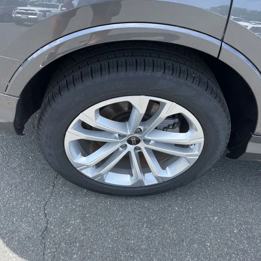 2025 Audi Q7 Premium 45