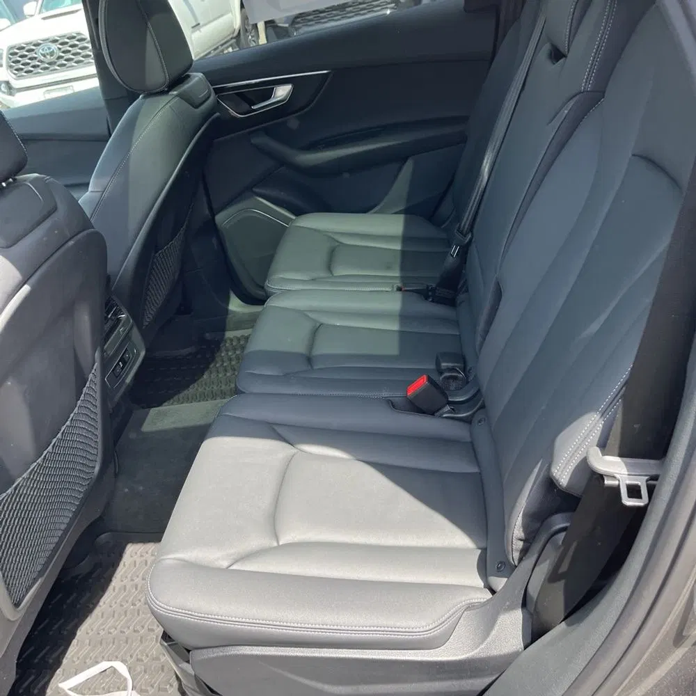 2025 Audi Q7 Premium 45