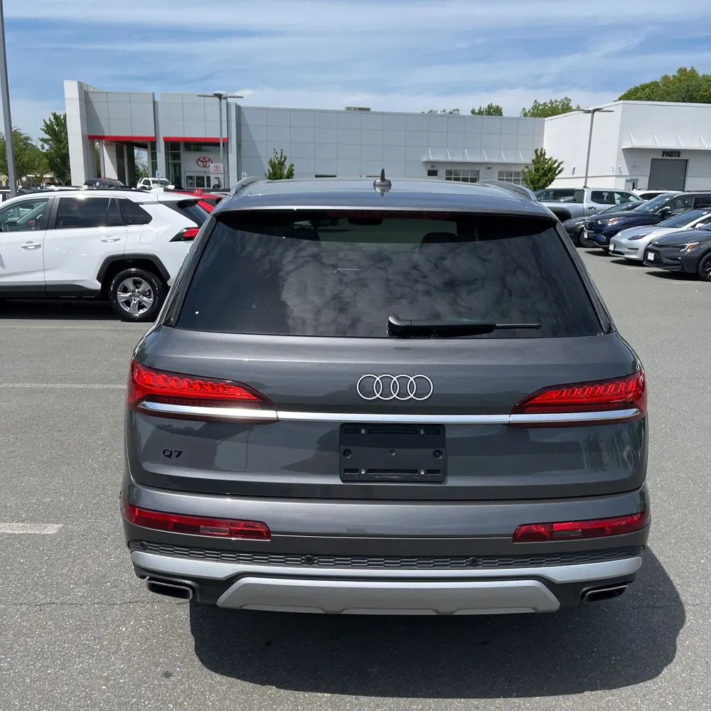 2025 Audi Q7 Premium 45