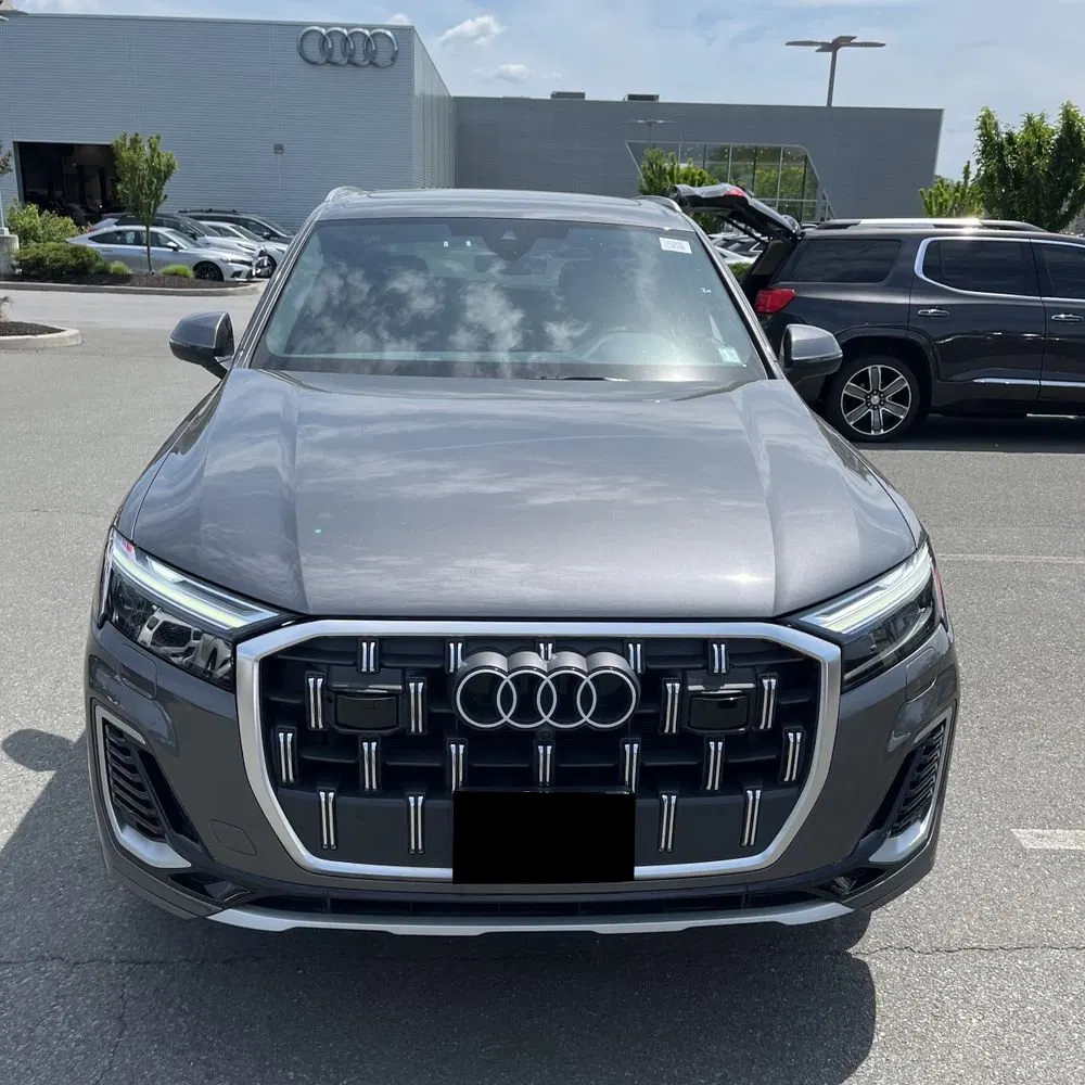 2025 Audi Q7 Premium 45