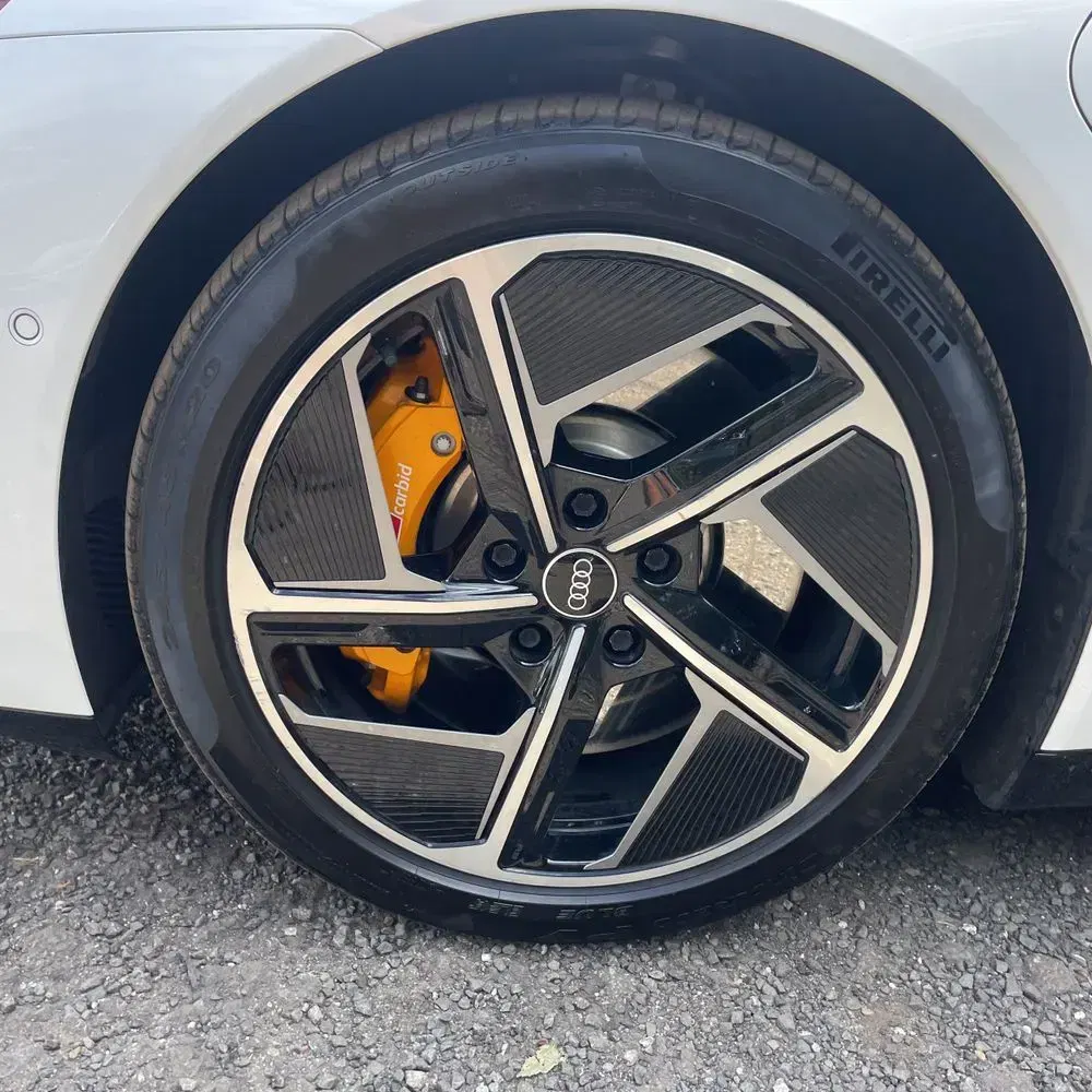 2023 Audi e-tron GT RS