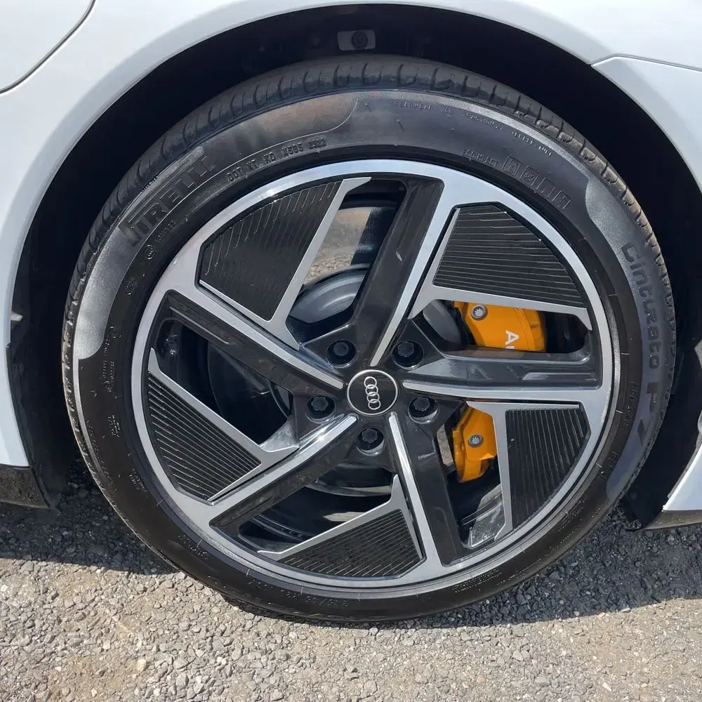 2023 Audi e-tron GT RS