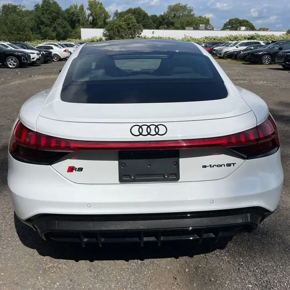 2023 Audi e-tron GT RS