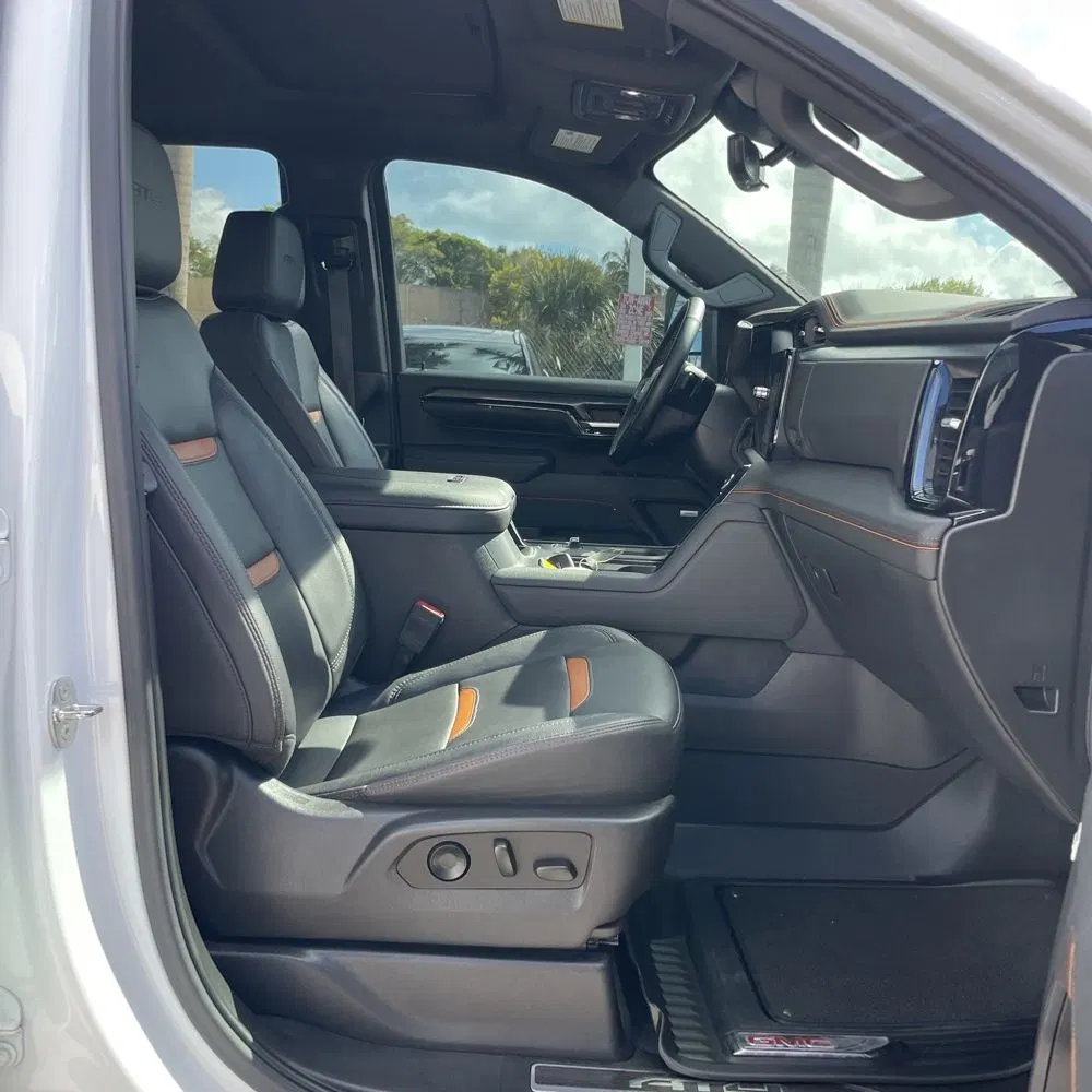 2024 GMC Sierra 2500HD AT4